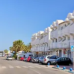 Ola Puerto Marina Apartment