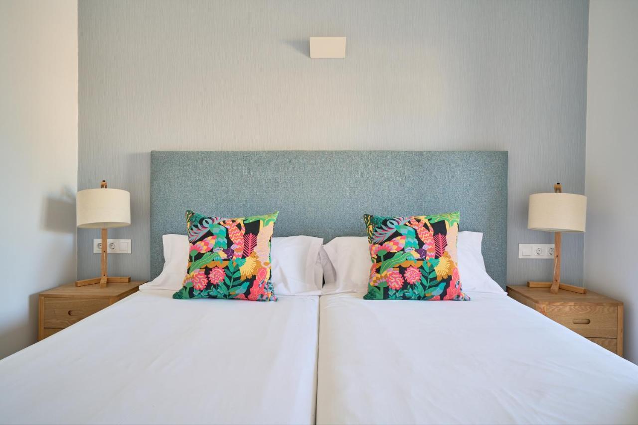 Weforyou Ola Puerto Marina Apartment