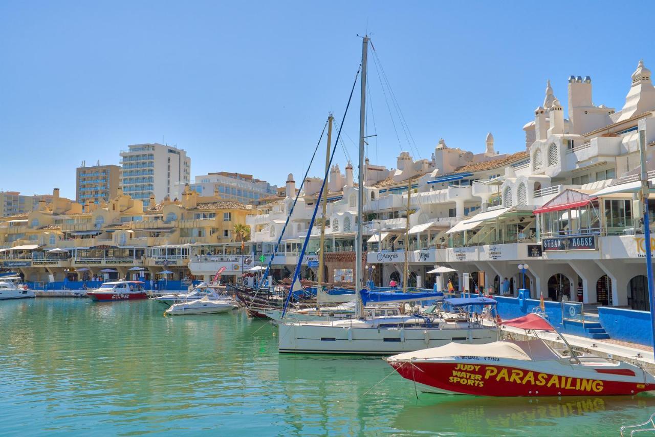 Weforyou Ola Puerto Marina Apartment *